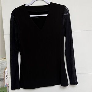 Carmen Marc Valvo Black V-Neck Long Sleeve Top with Sheer Sleeves